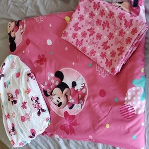 Minnie Mouse Blanket & Sheet Set